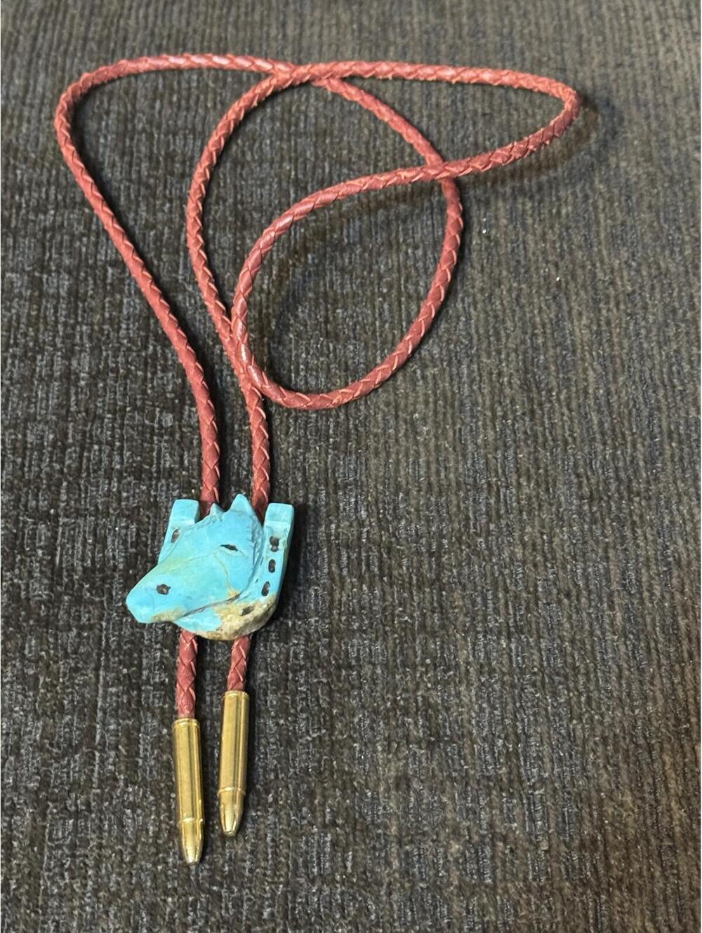 Vintage Southwestern Carved Turquoise Stone Wolf Bolo Tie